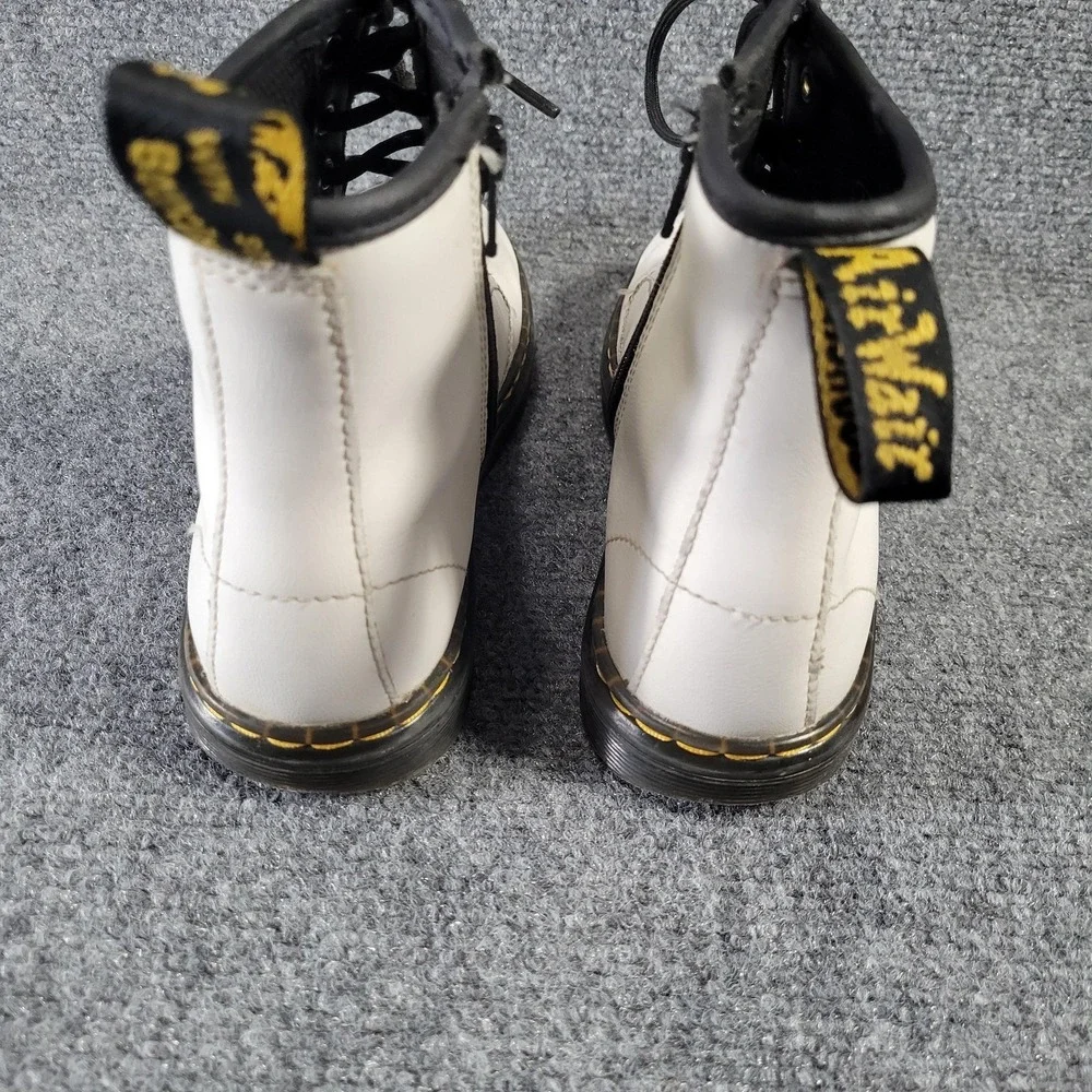 Dr. Martens Zavala J Boots Unisex Kids Size‎ 3 White Leather Combat Zip Ankle